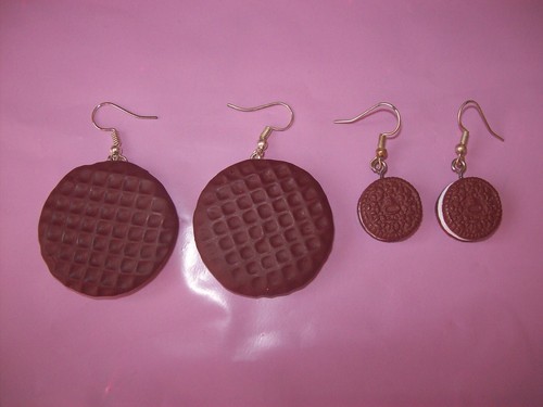 Novelty earrings dangle - novelty,