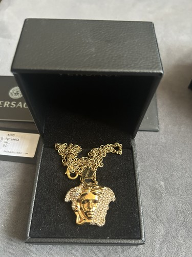 Versace medusa pendant 100 - versace,