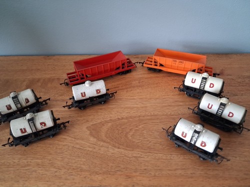 Triang tankers wagons lot - tankers,