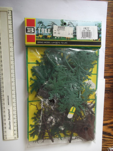 Britains oak tree - ,