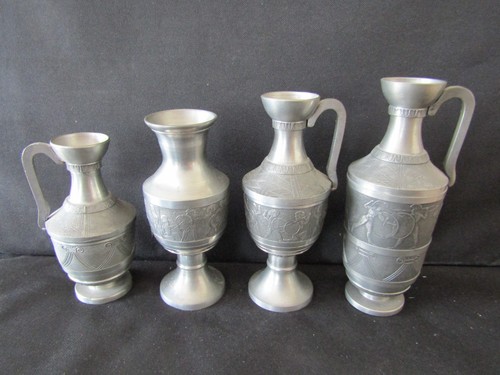 Mixed pewter jugs urns - ,