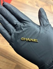 1x gold Flat back Charm. Junk