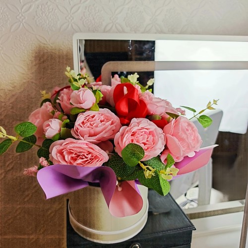Elegant floral round faux - floral,