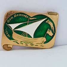 1643 sailing vessel badge