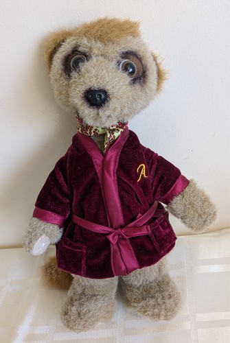 Compare the market meerkat - market,