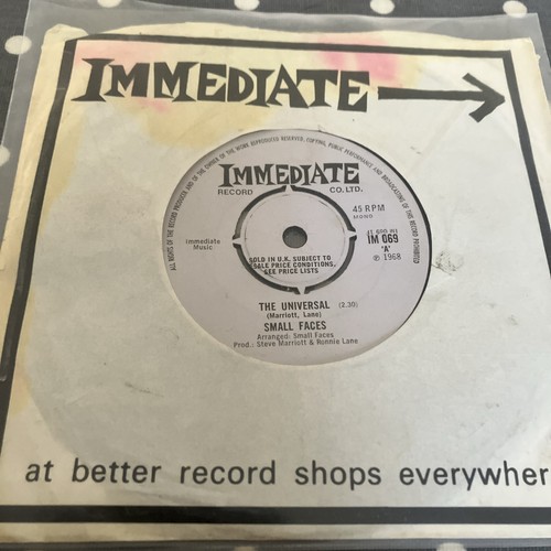 Small faces the universal - the, /