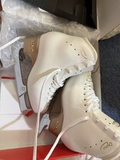 Edea Chorus w Mk Professional Blades 230, Brand New, Original Packaging Provided