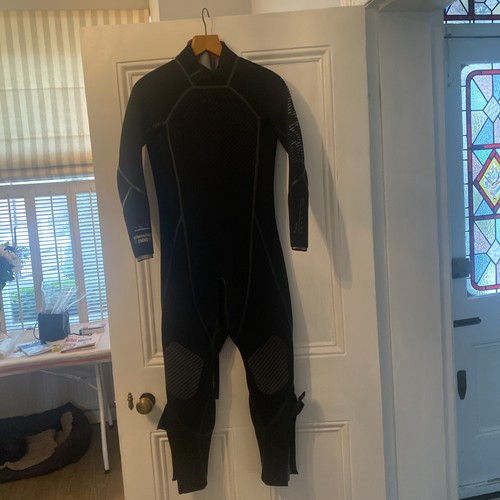 Bnwt bare mens 7mm - mens,
