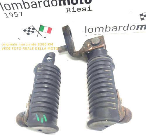 Pair footrests front pedals - of,