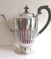 Sheffield Silver Plated Coffee/ Water Jug Vintage Excellent Condition.