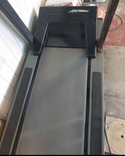 Life Fitness Treadmill 9100 Hr