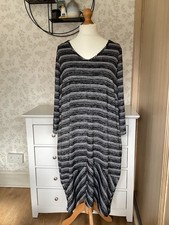 MarlaWynne Black &  White V Neck Balloon Style Dress In Size 2XL BNWOT