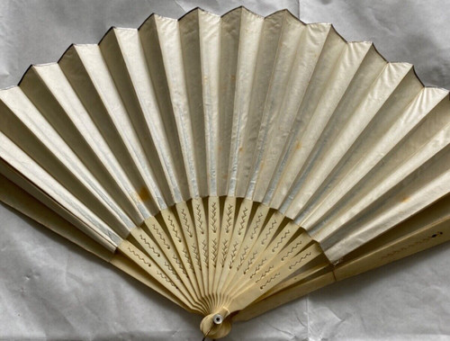 Antique silk carved fan - antique,