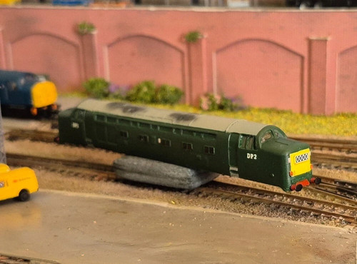 Gauge dp2 diesel loco - n,