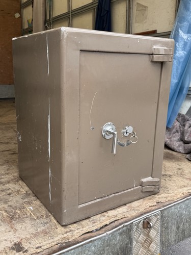 Vintage heavy duty - vintage, safe