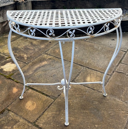 Vintage iron white - , half-moon