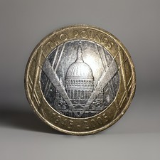 RARE £2 WITH MINTING ERRORS -