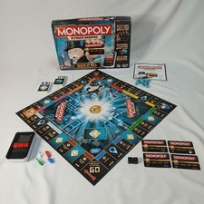 Hasbro Monopoly Ultimate