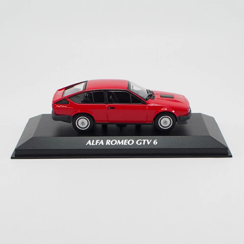 Maxichamps alfa romeo - 1/43,