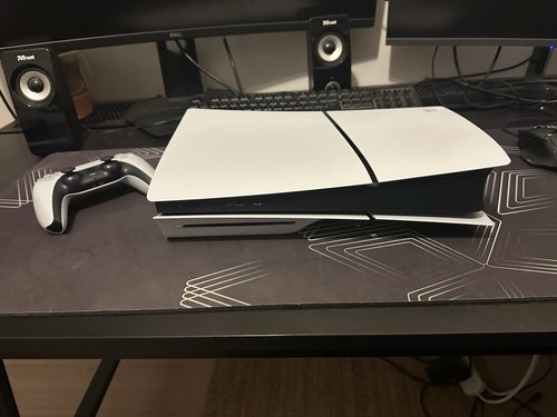 Sony playstation slim month - sony,