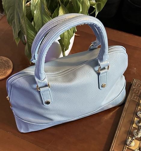 Avon ladies blue mila - avon, kettle