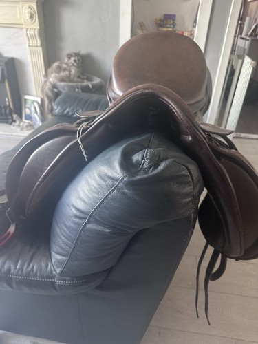 Ideal dressage saddle - ideal,