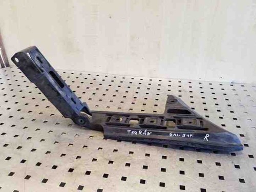 Touran 1t1 1t2 rear - touran, right