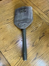 Folding spade