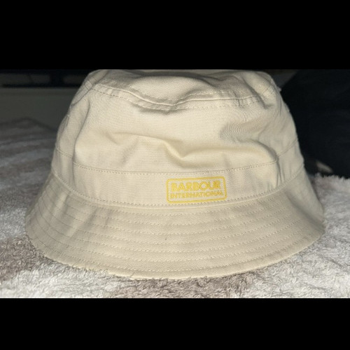Barbour international beige - international,