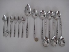 ONEIDA CAPISTRANO CUTLERY 14