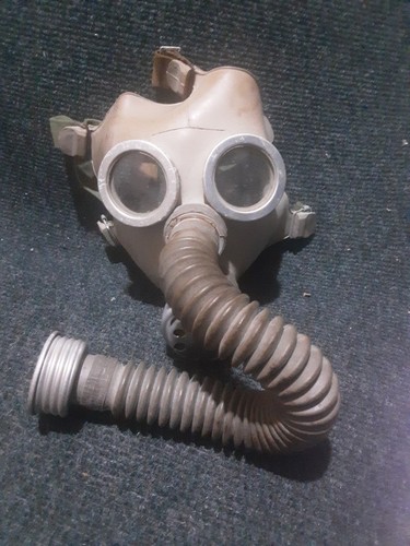 Soviet gas mask size - , 4