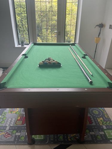 Snooker table - snooker,