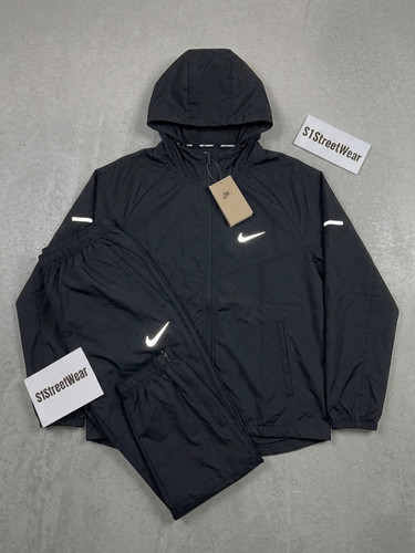 Black nike repel - black,