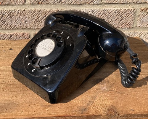 Vintage 1960 black - 1960’s, rotary
