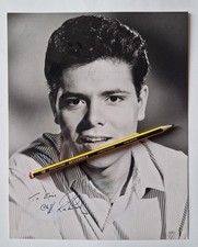 Cliff Richard - Authentic Hand