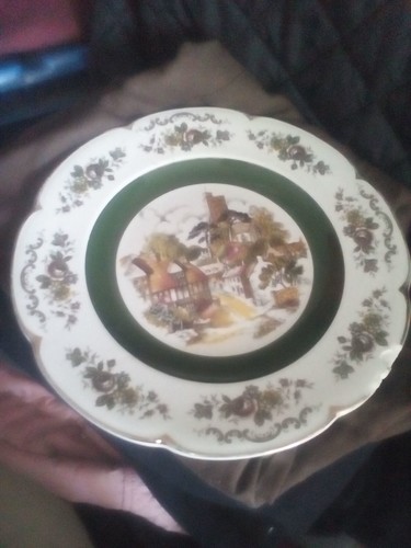 Nice vintage decorative ascot - vintage,