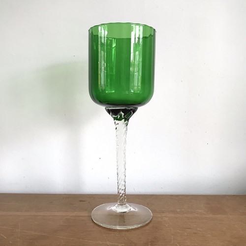 Green glass empoli apothecary - empoli,