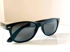 A One-Off ! Foster Grant Ladies Sunglasses 