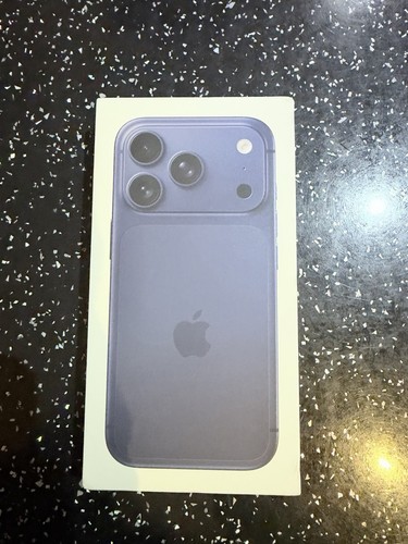 Iphone pro blue - 17,