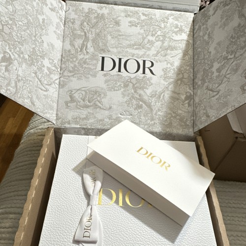 New white dior couture gift - new,