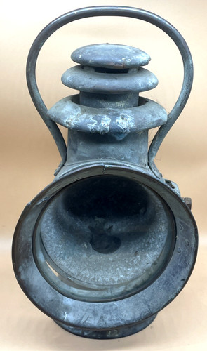 Antique kerosene carriage - carriage, lamp