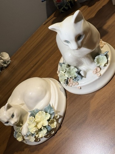 Chessel pottery pair cats - chessel,