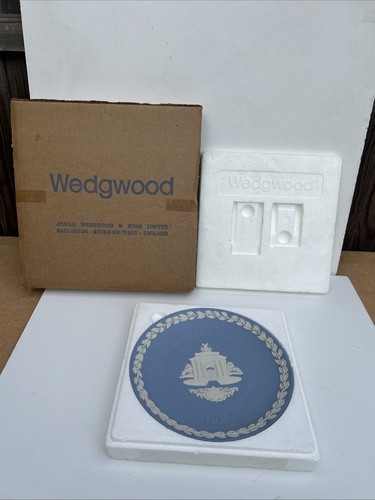 Wedgwood jasperware plate - wedgwood,