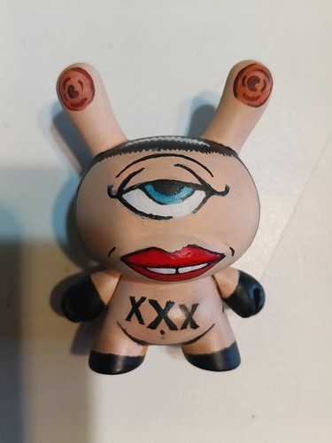 Kidrobot dunny custom - kidrobot,