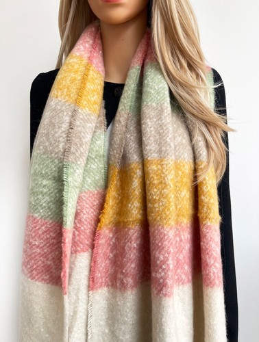 Large pink thick fluffy wool - thick,