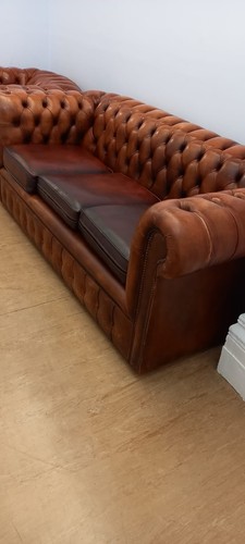 1 single chesterfield - &,