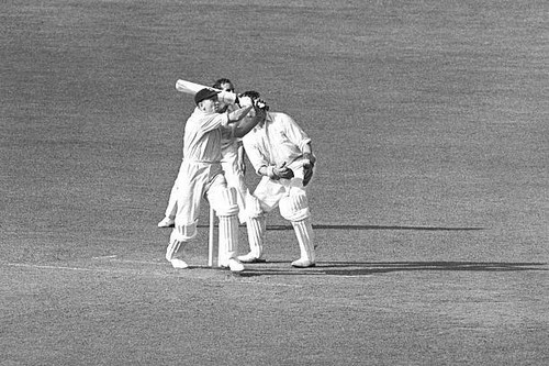 Stuart surridge tries smack - to,