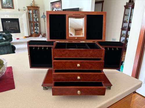 Vng burlwood jewelry - chest, 3