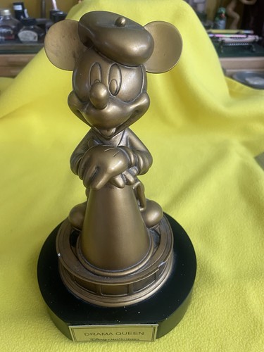 Mickey mouse drama - ‘drama, queen’