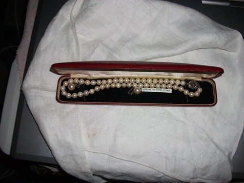 Natural cultured pearl - natural,